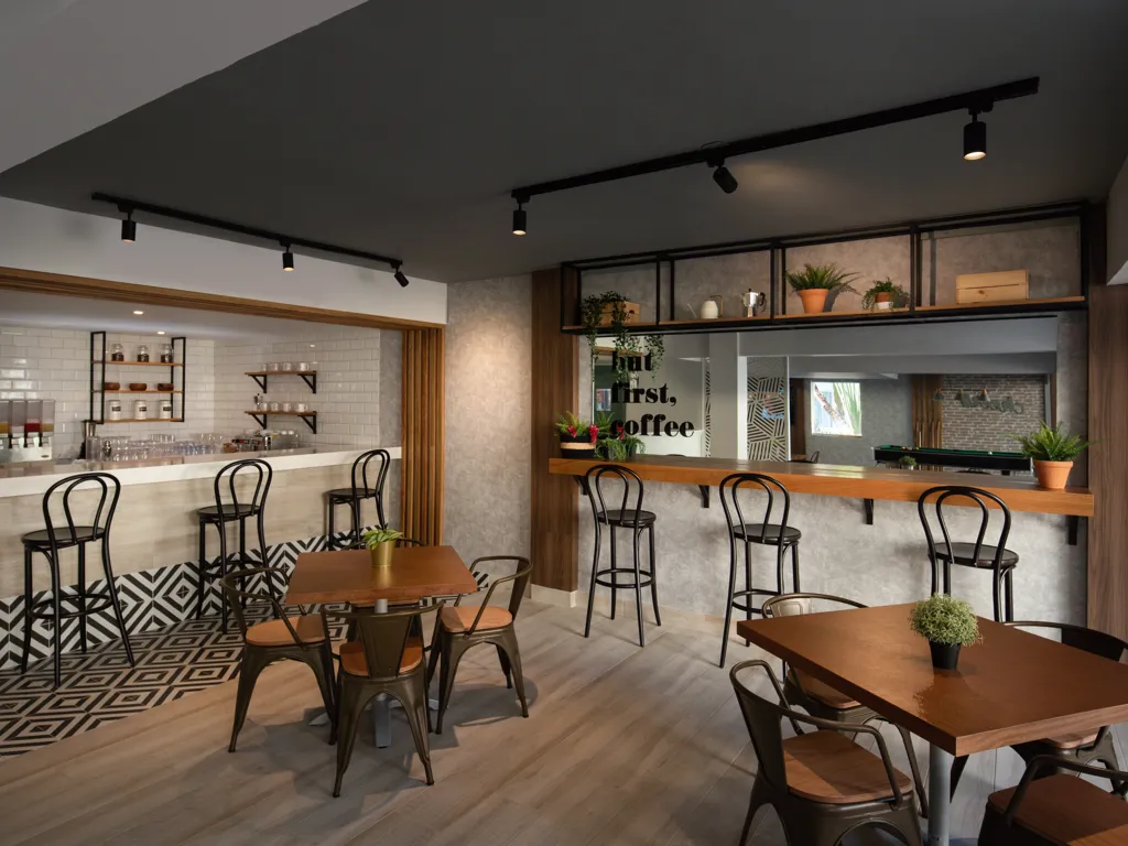 Coffee Shop